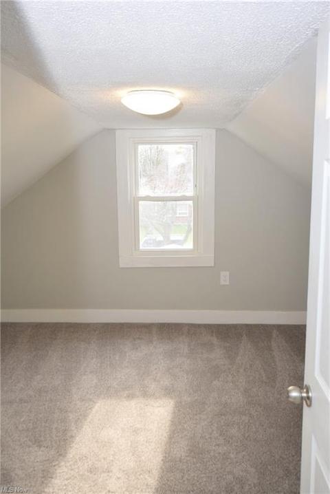 2823 Robindale Ave, Akron, OH 44312 photo 16