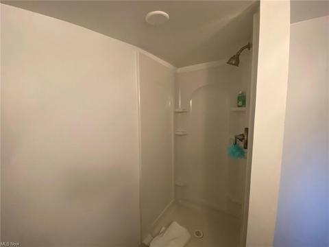 1601 Mapledale Rd, Wickliffe, OH 44092 photo 23