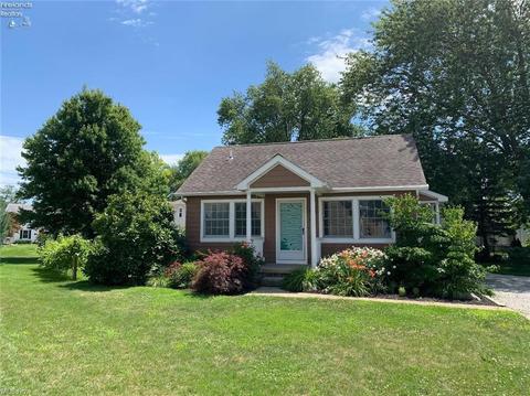 404 Sail Away Dr, Huron, OH 44839 photo 1