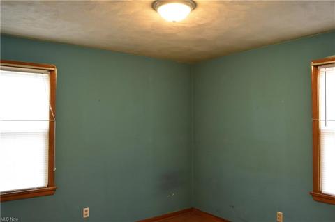 132 Longfellow St, Elyria, OH 44035 photo 8