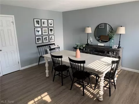 1711 Eldon Dr, Wickliffe, OH 44092 photo 3