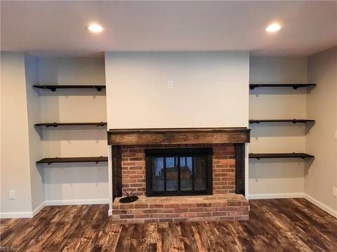 160 4th Ave, Berea, OH 44017 photo 8