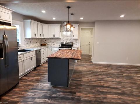 160 4th Ave, Berea, OH 44017 photo 4