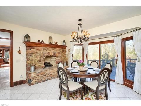 7249 Rollingbrook Trl, Solon, OH 44139 photo 12