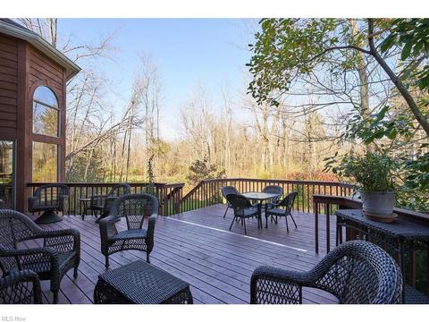 7249 Rollingbrook Trl, Solon, OH 44139 photo 13