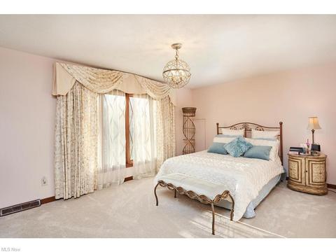 7249 Rollingbrook Trl, Solon, OH 44139 photo 20