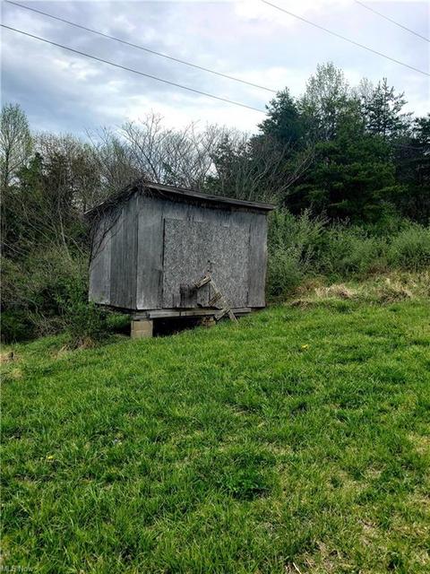 2667 Progress Ridge Rd, Walker, WV 26180 photo 14