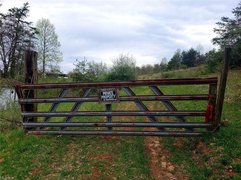 2667 Progress Ridge Rd, Walker, WV 26180 photo 16