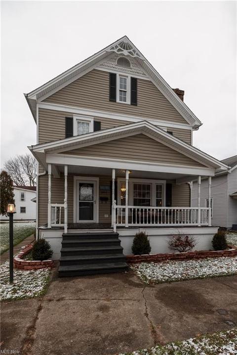 307 E 2nd St, Dover, OH 44622 photo 1