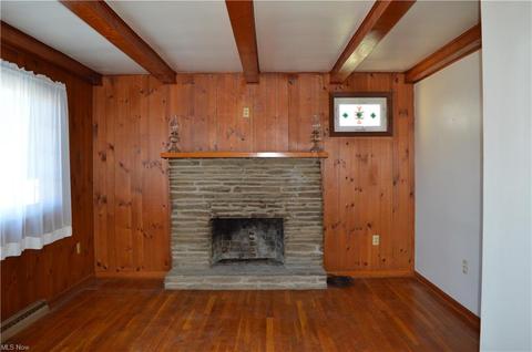 400 Stealey St, Middlebourne, WV 26149 photo 3