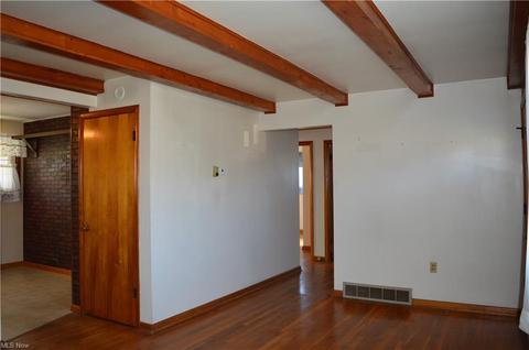400 Stealey St, Middlebourne, WV 26149 photo 10