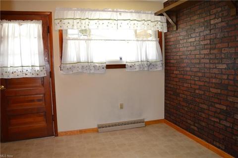400 Stealey St, Middlebourne, WV 26149 photo 9
