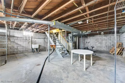 3319 Pickett Rd, Lorain, OH 44053 photo 28