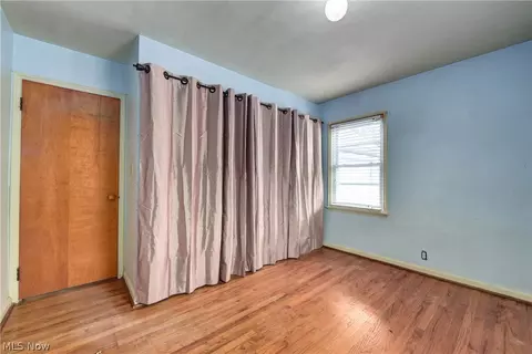 3319 Pickett Rd, Lorain, OH 44053 photo 17