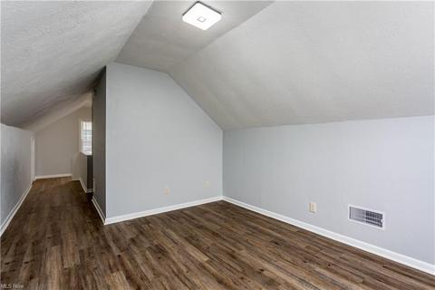 629 Eastern Heights Blvd, Elyria, OH 44035 photo 21