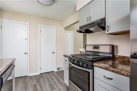 629 Eastern Heights Blvd, Elyria, OH 44035 photo 8
