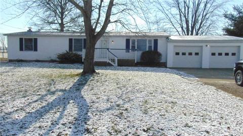 93 E Britton Rd, Burbank, OH 44214 photo 23