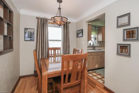 5328 E 141st St, Maple Heights, OH 44137 photo 10