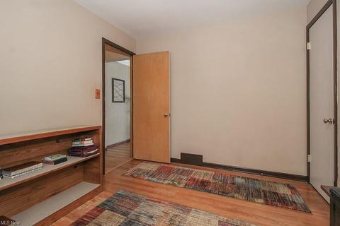 5328 E 141st St, Maple Heights, OH 44137 photo 23