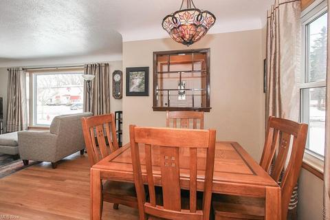 5328 E 141st St, Maple Heights, OH 44137 photo 8