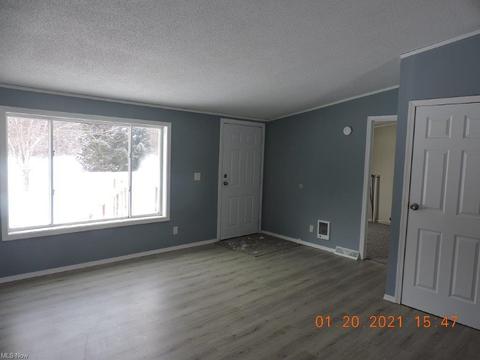 3362 Ninety Rd, Ashtabula, OH 44004 photo 8