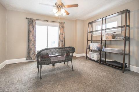333 Princeton Ave, Elyria, OH 44035 photo 4