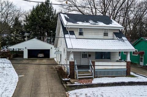 980 Corwin Ave, Akron, OH 44310 photo 2