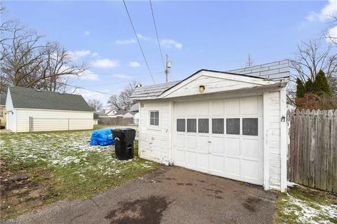 207 Beebe Ave, Elyria, OH 44035 photo 33