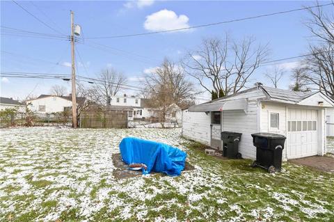 207 Beebe Ave, Elyria, OH 44035 photo 6