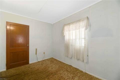 207 Beebe Ave, Elyria, OH 44035 photo 22