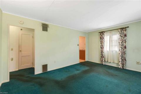 207 Beebe Ave, Elyria, OH 44035 photo 13