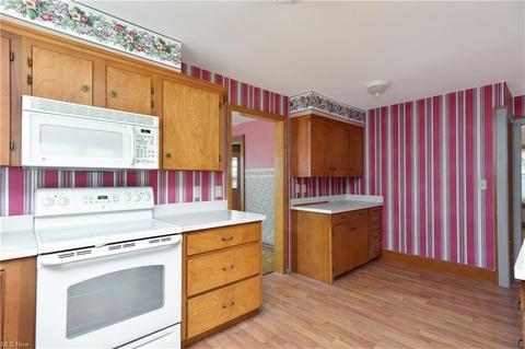 14009 S Main St, Beloit, OH 44609 photo 7
