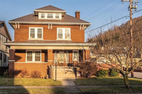27 Lynwood Ave, Wheeling, WV 26003 photo 1