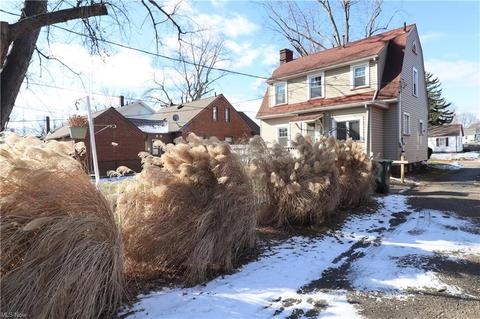 226 Montrose Ave NW, Canton, OH 44708 photo 3