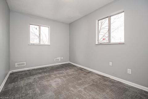 7903 Ackley Rd, Parma, OH 44129 photo 15