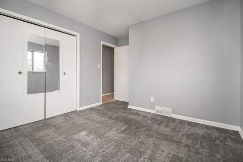 7903 Ackley Rd, Parma, OH 44129 photo 14
