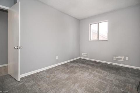 7903 Ackley Rd, Parma, OH 44129 photo 17