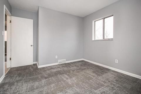 7903 Ackley Rd, Parma, OH 44129 photo 13