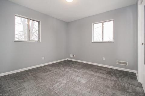 7903 Ackley Rd, Parma, OH 44129 photo 12