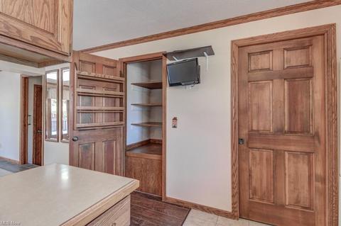 5141 Dresden Dr NW, Canton, OH 44708 photo 11