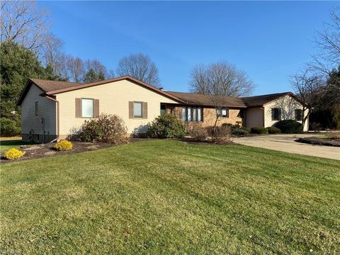 5141 Dresden Dr NW, Canton, OH 44708 photo 1
