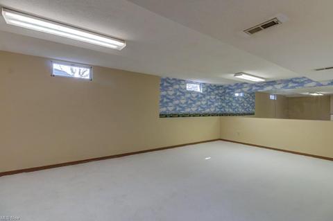 5141 Dresden Dr NW, Canton, OH 44708 photo 17