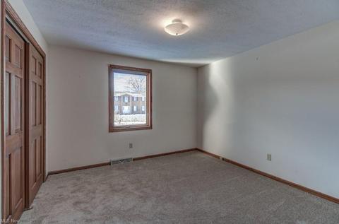 5141 Dresden Dr NW, Canton, OH 44708 photo 21
