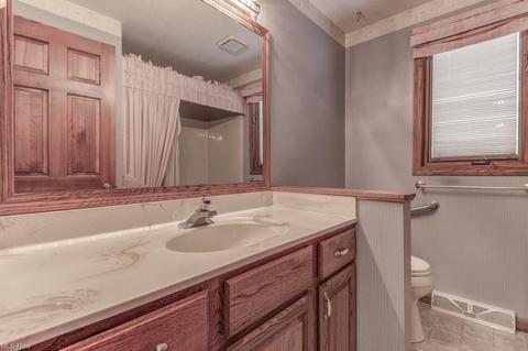 5141 Dresden Dr NW, Canton, OH 44708 photo 23