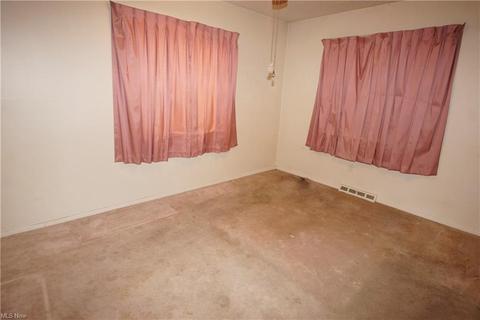 5651 Broadview Rd #E1, Parma, OH 44134 photo 9