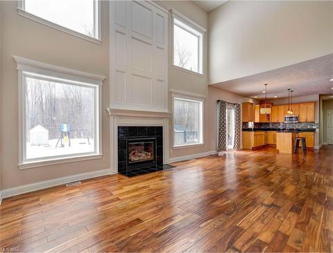 7825 Viewmount Dr, Concord, OH 44077 photo 11