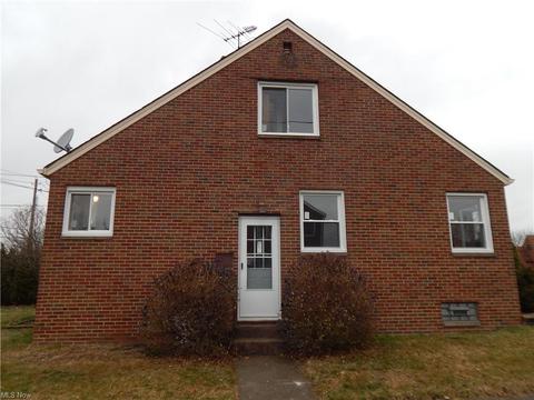 6170 Stanbury, Parma, OH 44129 photo 2