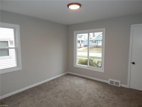 6170 Stanbury, Parma, OH 44129 photo 7