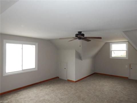 6170 Stanbury, Parma, OH 44129 photo 12