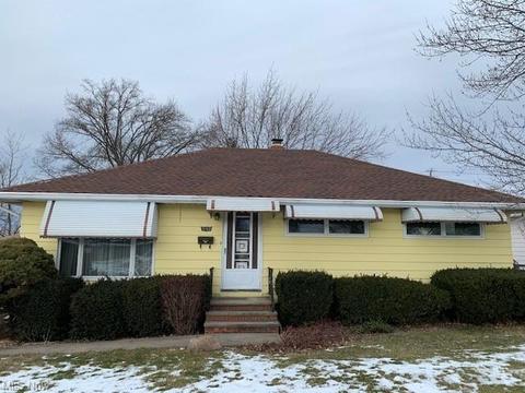 3760 Hetzel Dr, Parma, OH 44134 photo 1